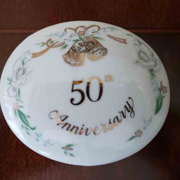 NEW OLD STOCK Lefton Porcelain Keepsake Trinket Box Porcelain 1984 - Picture 3 of 4